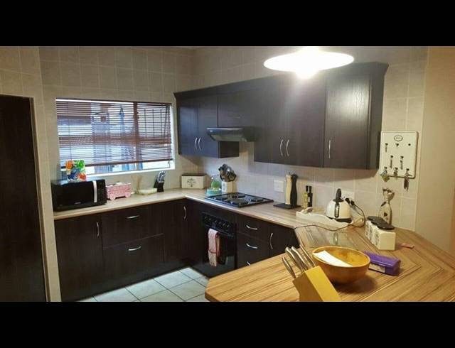 3 BEDROOM HOUSE SOLD IN MONTANA TUINE